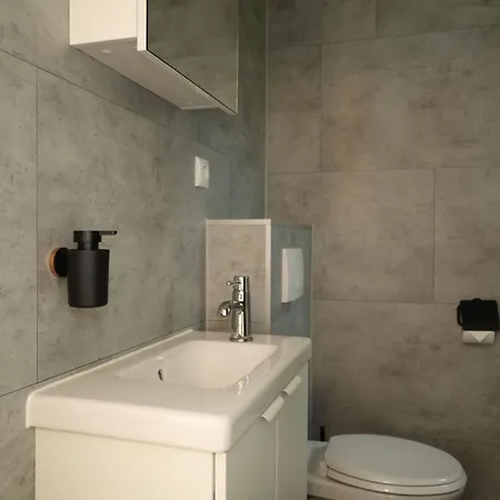 De Blokhut * エグモント・アーン・デン・フフ